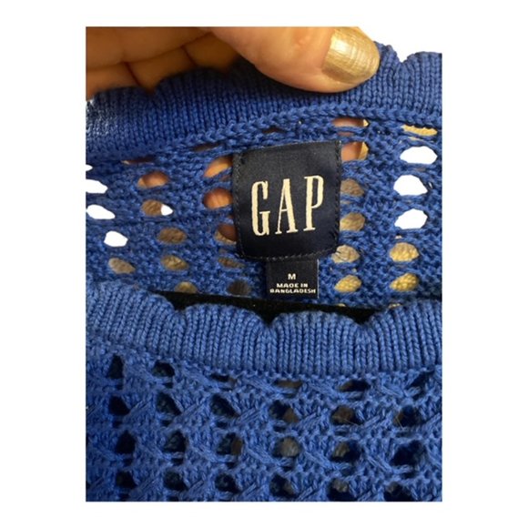 Gap Flutter Sleeve Crochet Sweater (M) - Picture 2 of 3